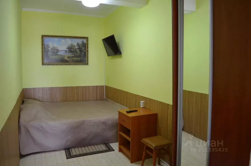 2-к кв. Крым, Алушта муниципальный округ, с. Рыбачье ул. Бедненко, ... - Фото 1