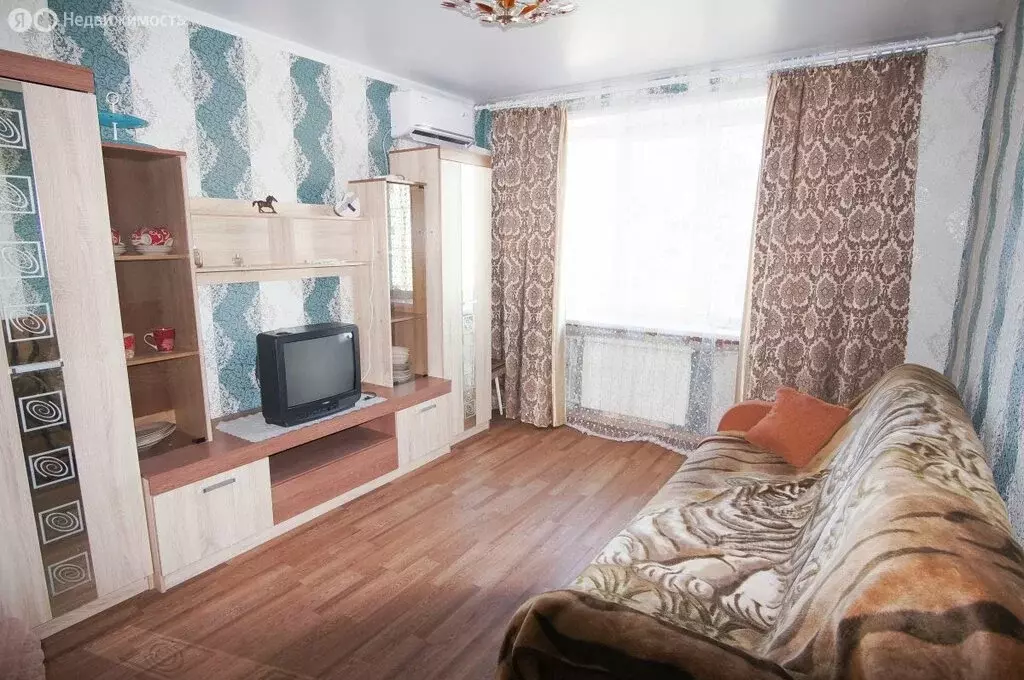 3-комнатная квартира: Тамбов, улица имени Сергея Лазо, 2А (54 м) - Фото 0