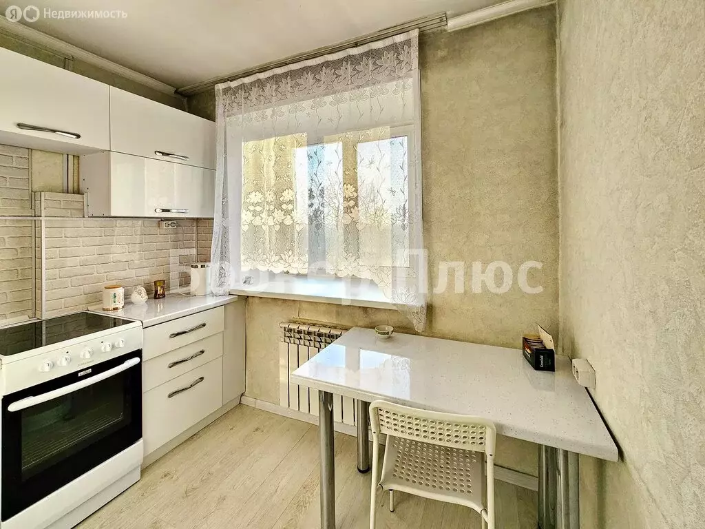1-комнатная квартира: Кызыл, улица Бухтуева, 1 (31.7 м) - Фото 0
