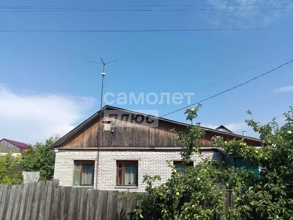 Дом в Пензенская область, Пенза проезд 2-й Громова, 15 (40 м) - Фото 0