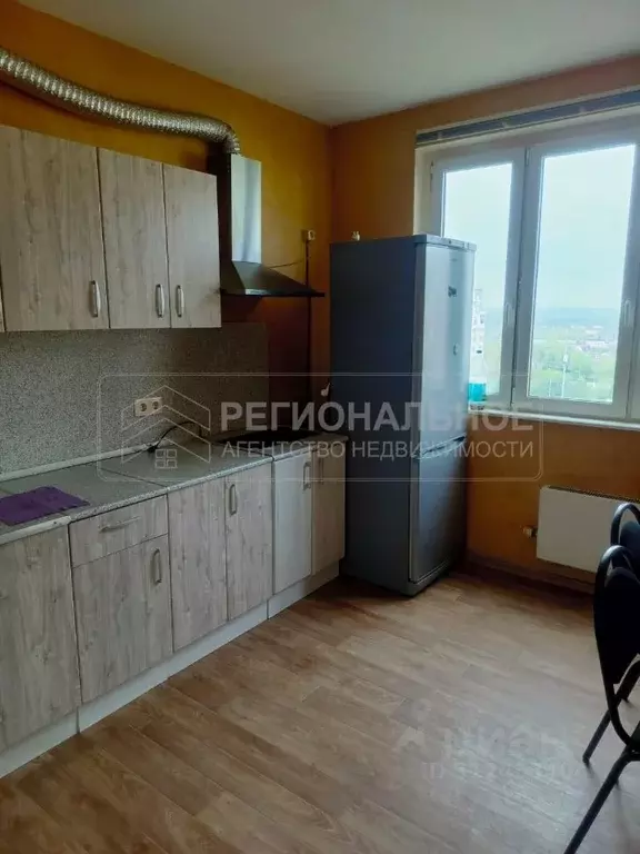 3-к кв. Московская область, Балашиха ул. Свердлова, 38 (72.0 м) - Фото 0