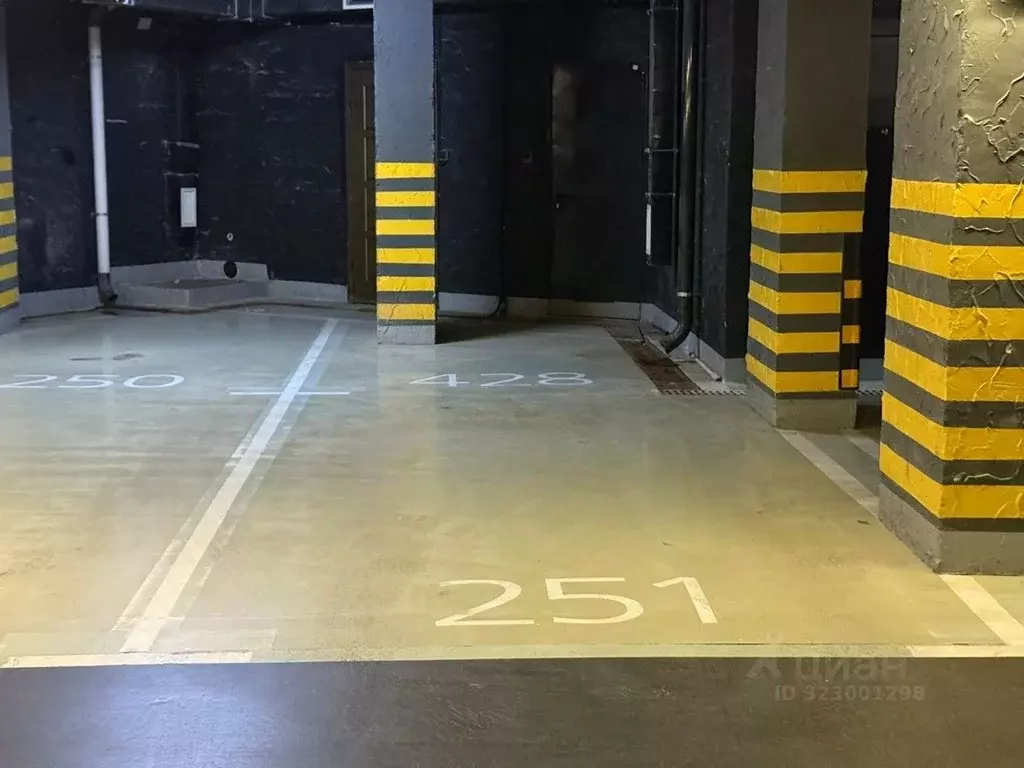 Гараж в Московская область, Красногорск ул. Авангардная, 4 (12 м) - Фото 1