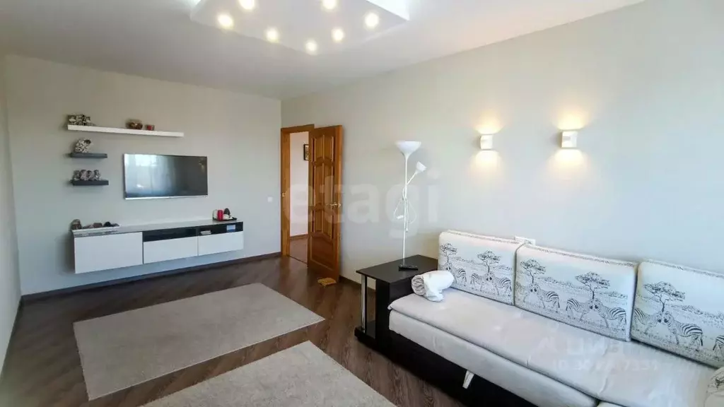 3-к кв. Владимирская область, Гусь-Хрустальный ул. Каховского, 12 ... - Фото 1