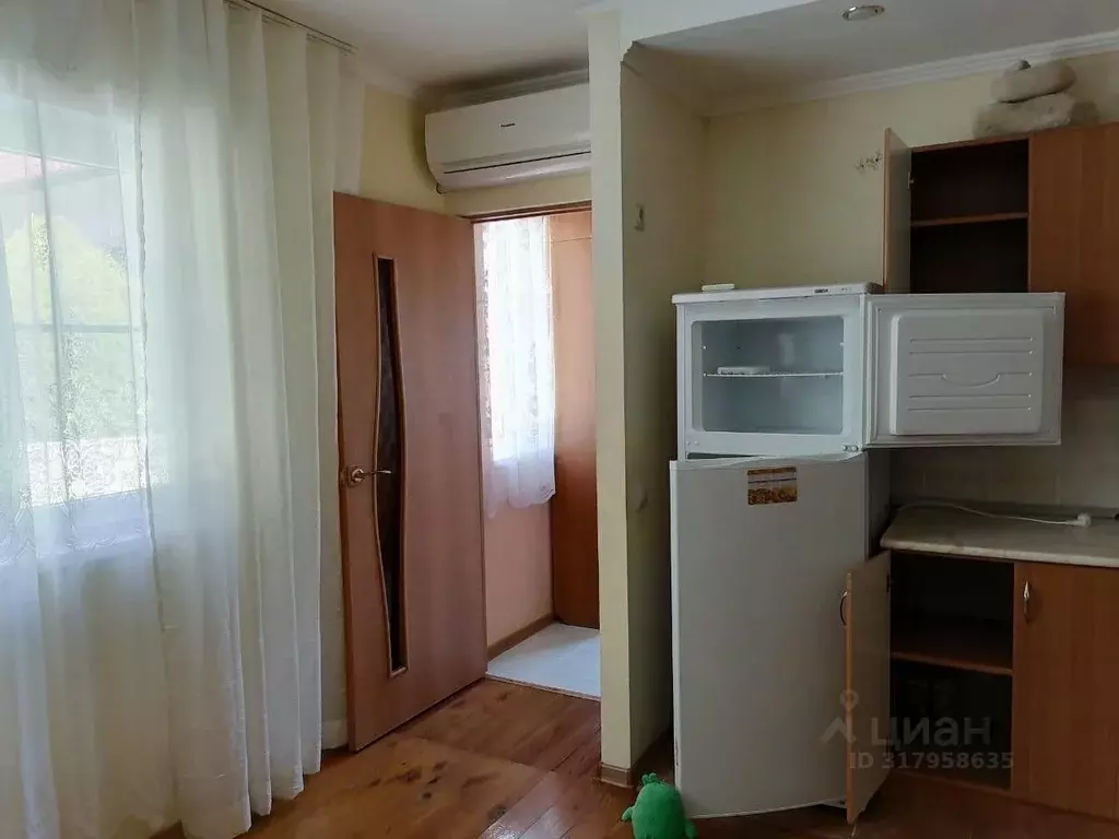 Дом в Краснодарский край, Туапсинский муниципальный округ, с. Небуг ... - Фото 0
