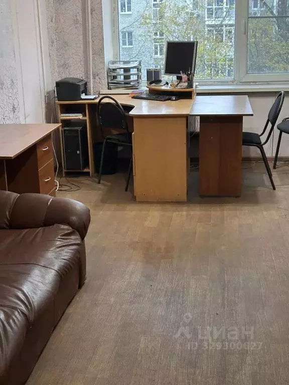 Офис в Ростовская область, Новочеркасск Буденновская ул., 171/2 (18 м) - Фото 1