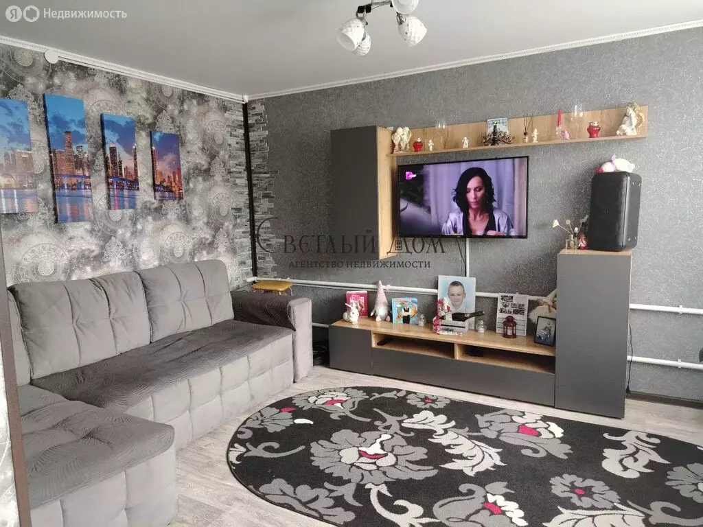 3-комнатная квартира: посёлок Куеда, Красноармейская улица, 39 (57 м) - Фото 1