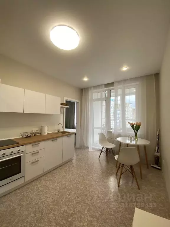 2-к кв. Красноярский край, Красноярск ул. Лесников, 37Б (35.0 м) - Фото 1