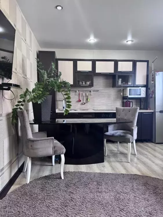 Дом в Иркутская область, Иркутский муниципальный округ, с. Хомутово ... - Фото 1