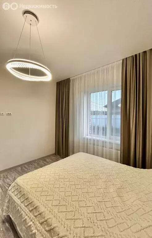 Дом в Динская, улица Николая Рябовола, 10 (100 м) - Фото 1