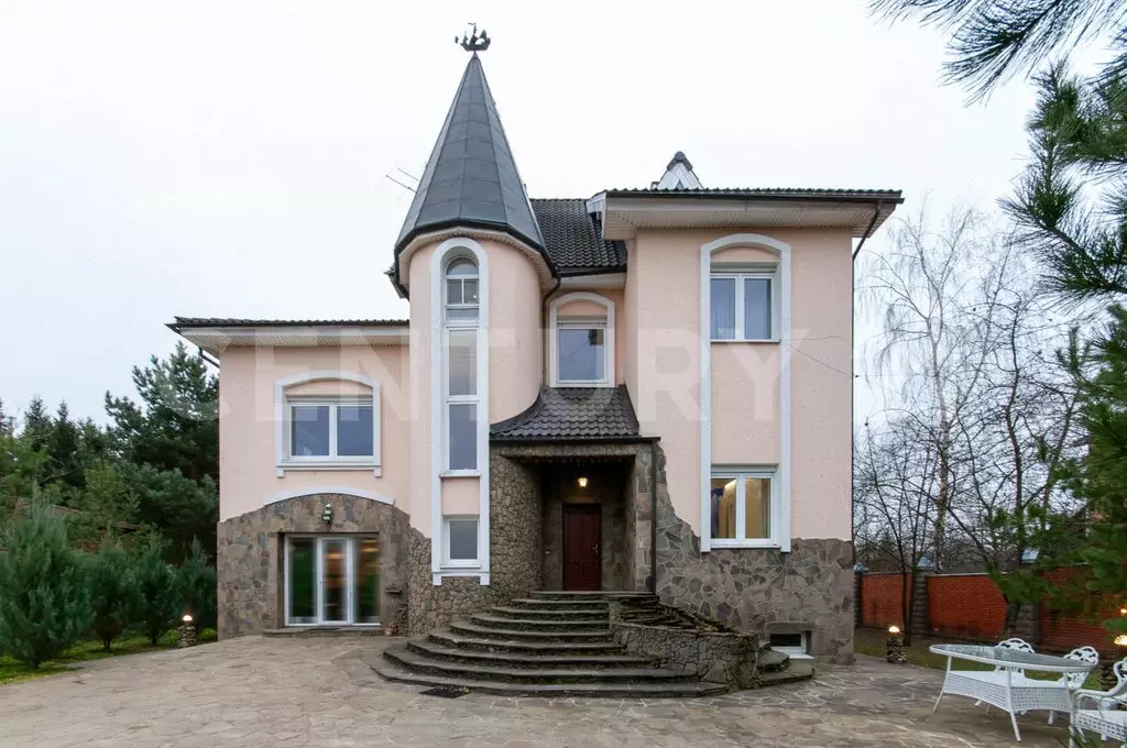 Дом в деревня Захарково, 253 (580 м) - Фото 1