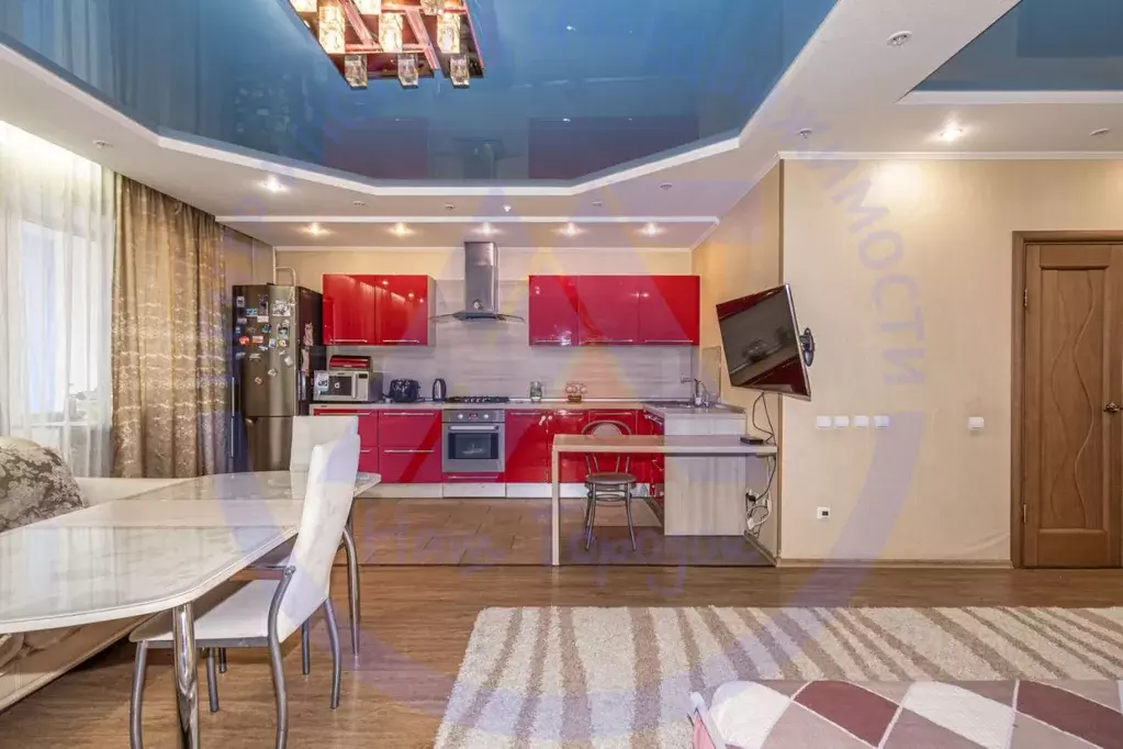 3-к кв. Курганская область, Курган ул. Карельцева, 105 (126.0 м) - Фото 1