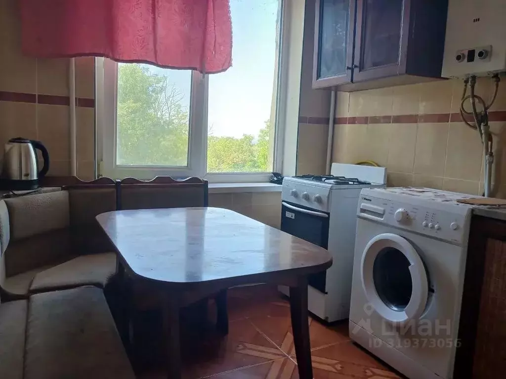 3-к кв. Крым, Евпатория городской округ, Мирный пгт просп. Мира, 3 ... - Фото 0