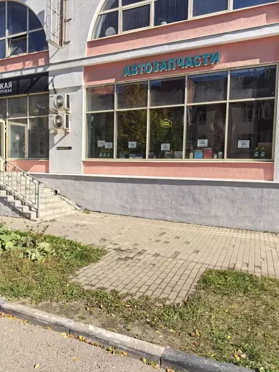 Помещение свободного назначения в Московская область, Серпухов ул. ... - Фото 1