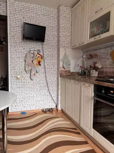 Продаётся 4-к квартира, 70.8 м - Фото 1