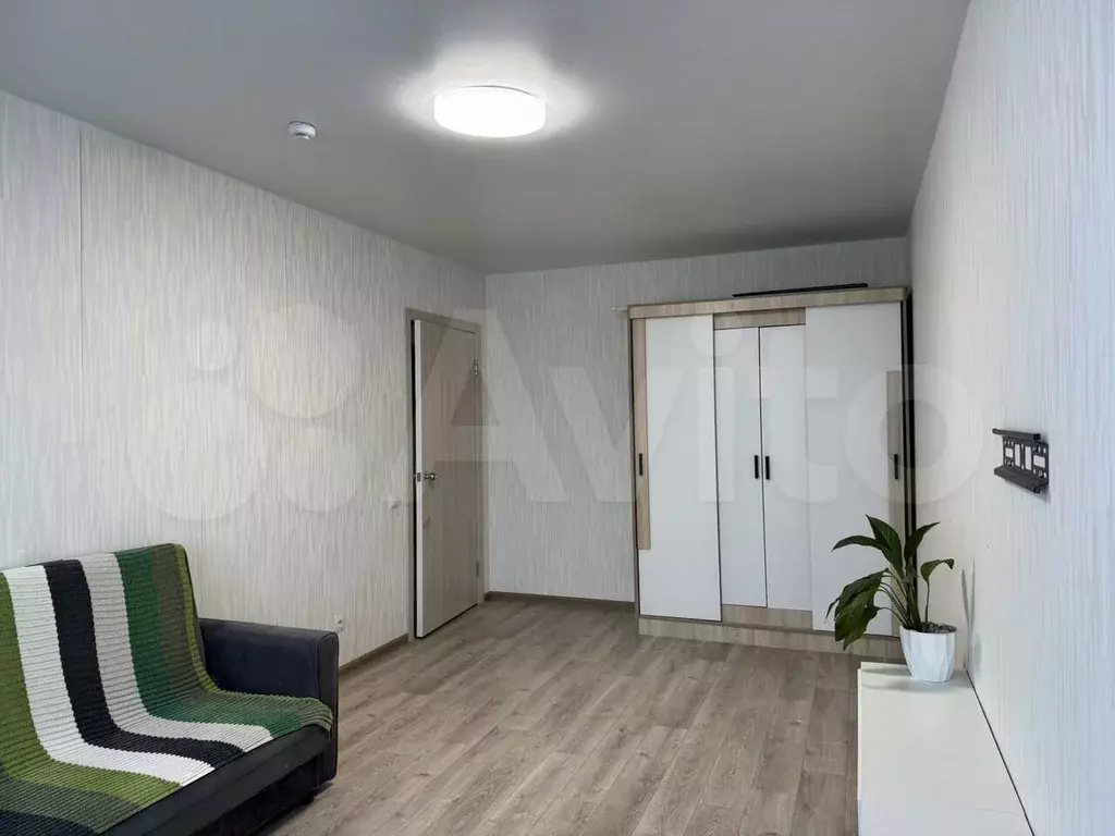 2-к. квартира, 50 м, 9/17 эт. - Фото 1