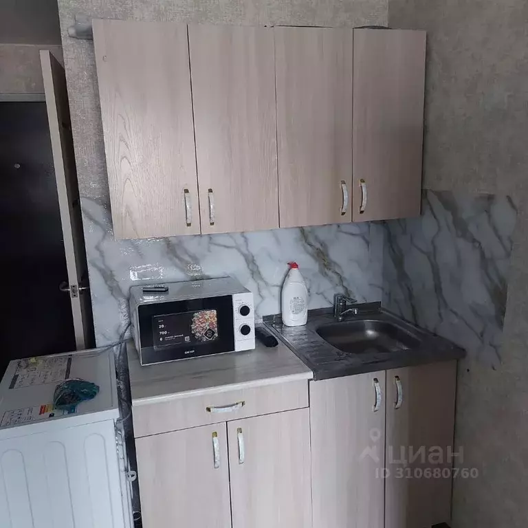 Студия Красноярский край, Красноярск Новая ул., 26 (16.0 м) - Фото 1