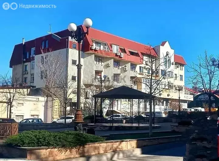 2-комнатная квартира: Новороссийск, улица Победы, 16 (72 м) - Фото 1