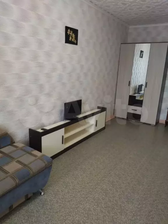 1-к. квартира, 32 м, 9/10 эт. - Фото 1