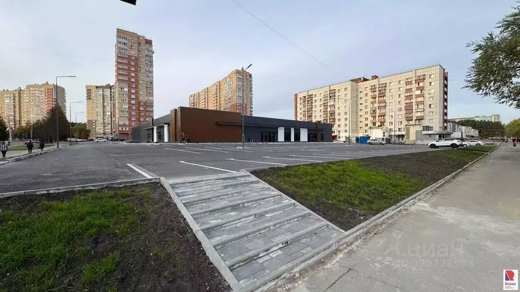 Торговая площадь в Челябинская область, Челябинск Комсомольский ... - Фото 1