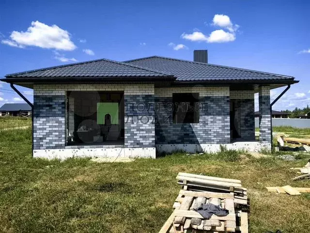 Дом 100 м на участке 8 сот. - Фото 0