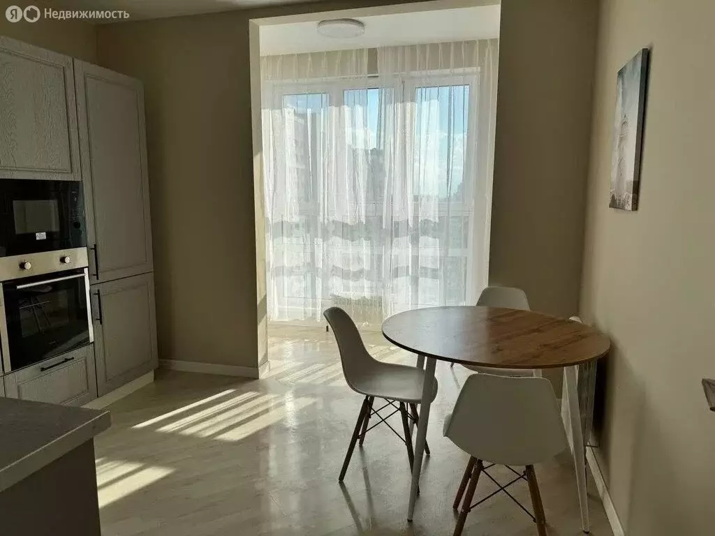 1-комнатная квартира: Омск, 1-й Тюкалинский проезд, 8 (40 м) - Фото 0