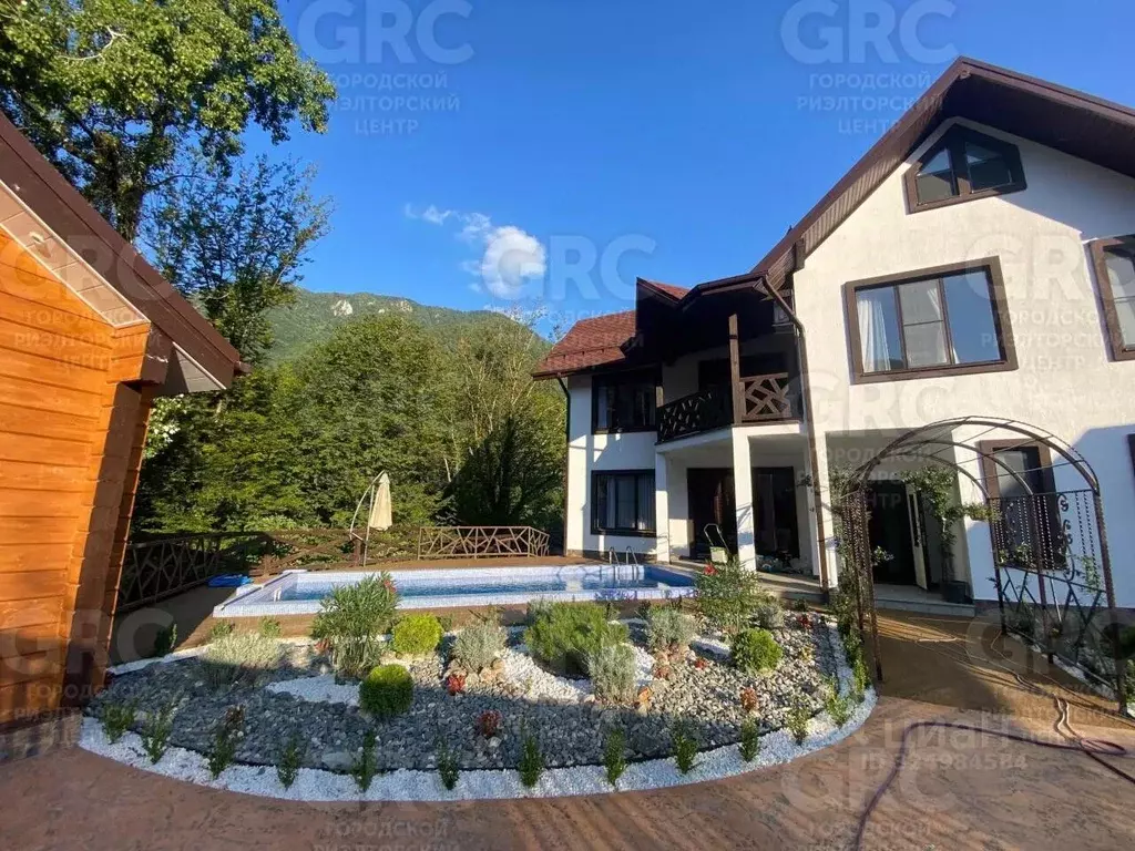 Дом в Краснодарский край, Сочи городской округ, с. Монастырь А-149, ... - Фото 1