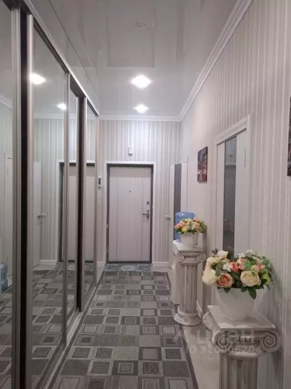 3-к кв. Курская область, Курск Хуторская ул., 4 (93.3 м) - Фото 1