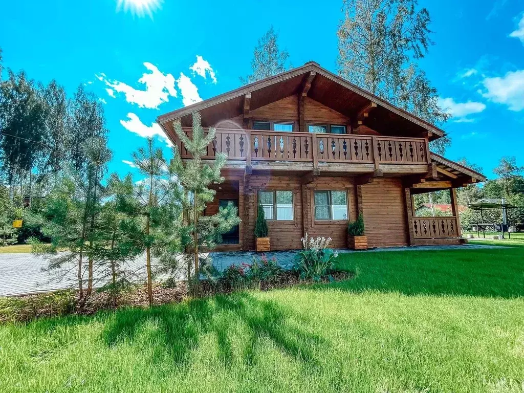 Коттедж в Ленинградская область, Приозерский район, Красноозерное ... - Фото 1