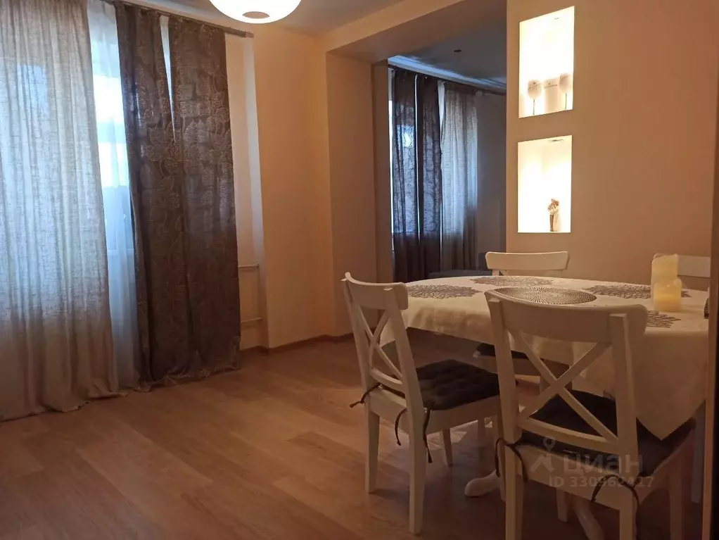 2-к кв. Татарстан, Казань ул. Болотникова, 9 (77.8 м) - Фото 2
