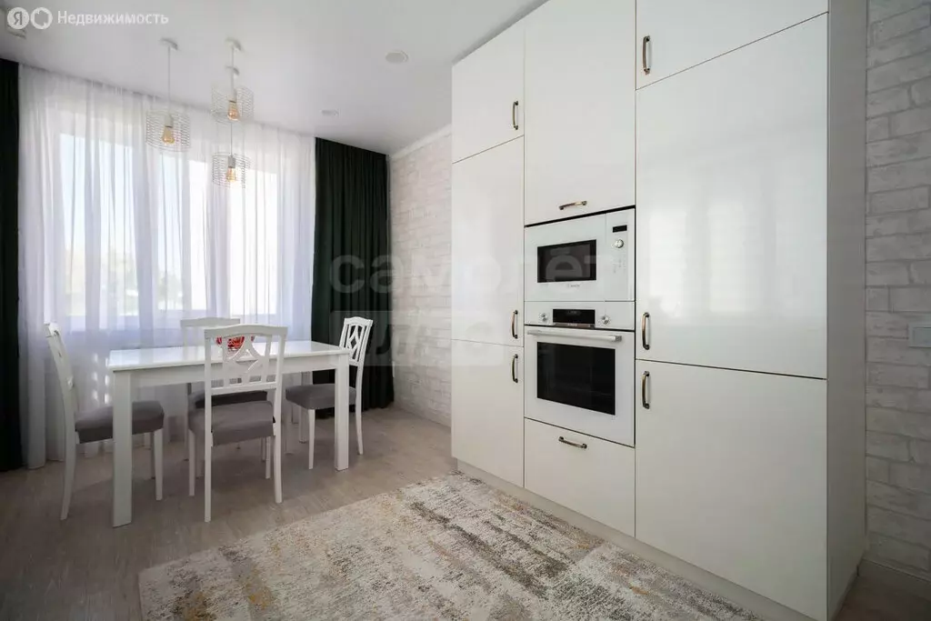3-комнатная квартира: Оренбург, улица Берёзка, 2/5 (87 м) - Фото 1