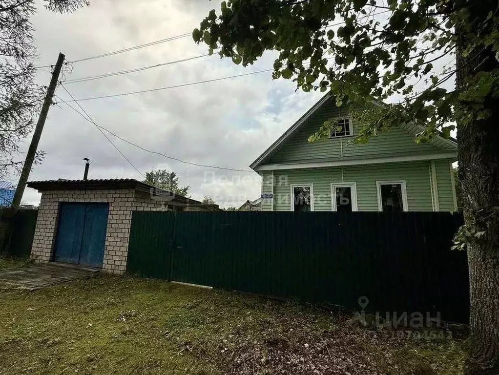 Дом в Новгородская область, Парфино пгт ул. Погорелова, 63 (42 м) - Фото 1