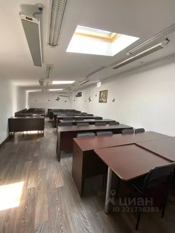 Офис в Краснодарский край, Армавир Комсомольская ул., 127 (20 м) - Фото 2