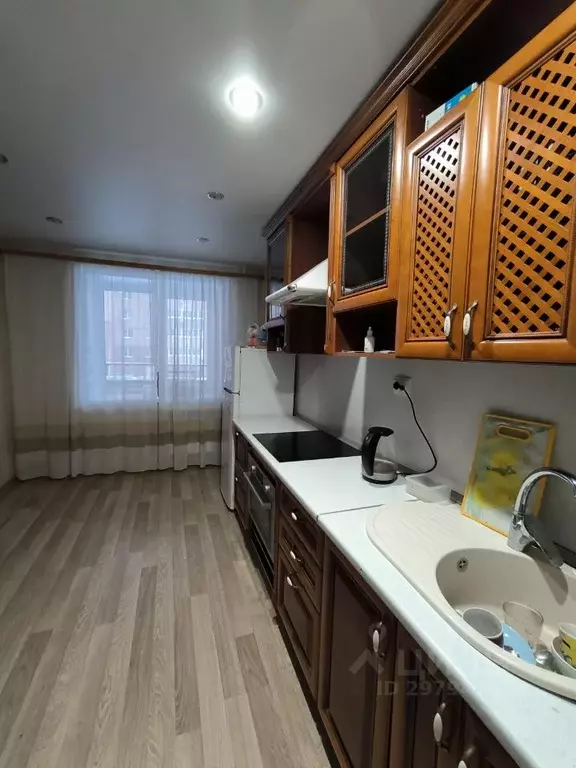 3-к кв. Самарская область, Тольятти ул. 40 лет Победы, 17В (82.0 м) - Фото 1