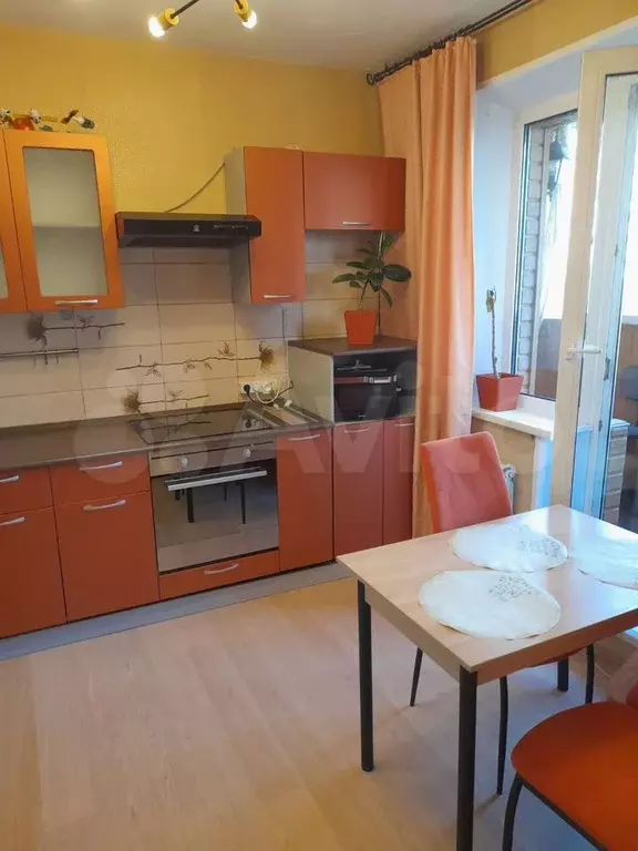 1-к. квартира, 43 м, 4/10 эт. - Фото 0