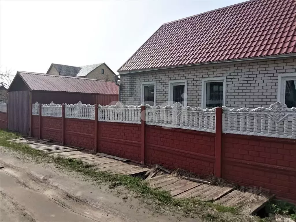 Дом в Брянская область, Брянск пер. Бабушкина (75 м) - Фото 1