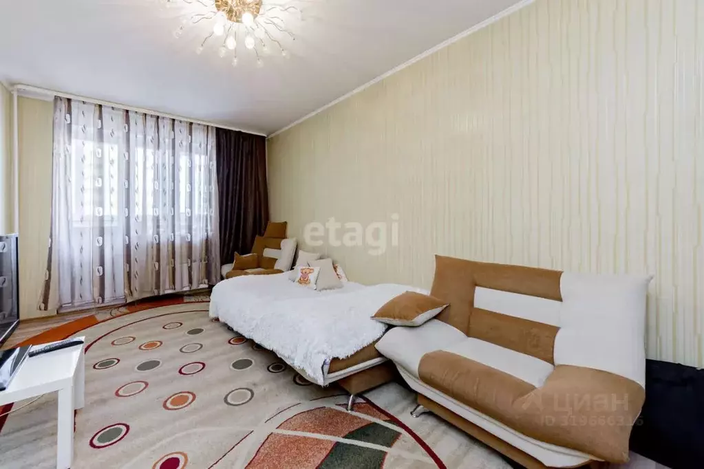 2-к кв. Тюменская область, Тюмень ул. Василия Гольцова, 2к3 (54.6 м) - Фото 0