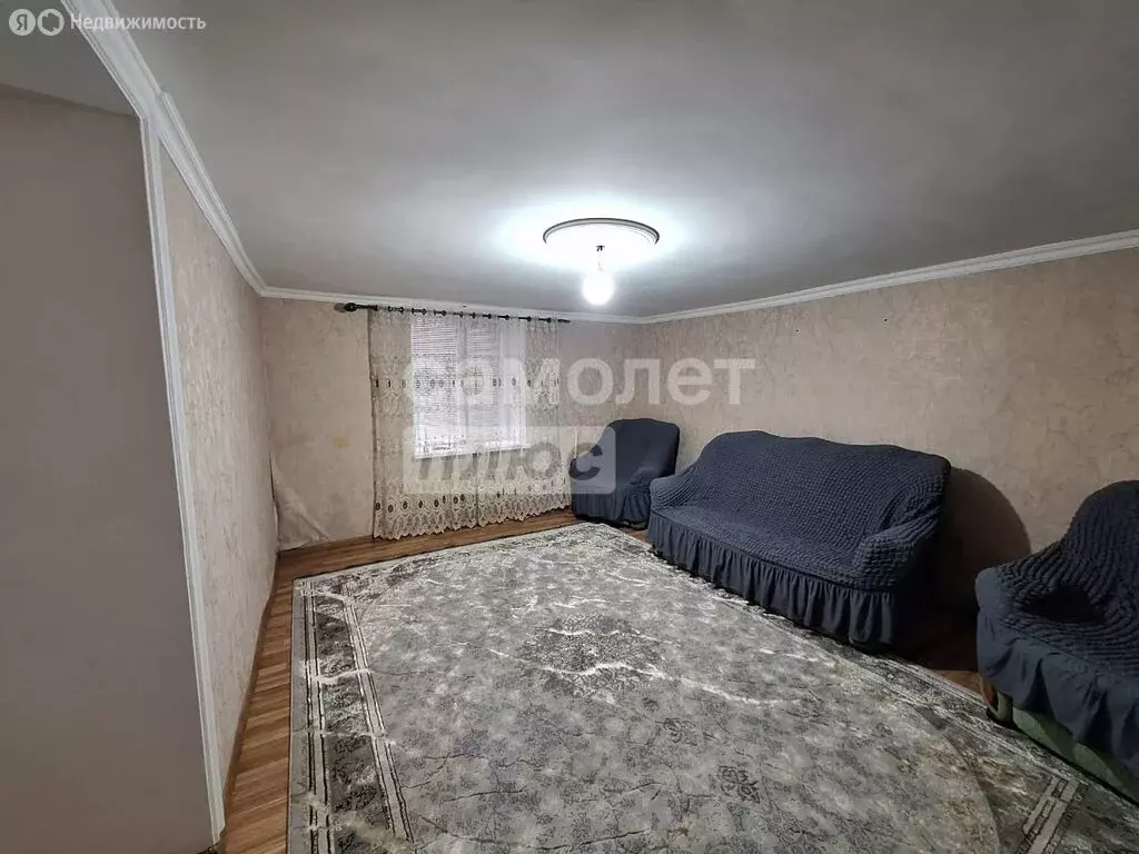 Дом в Хасавюрт, улица Мичурина (100 м) - Фото 2