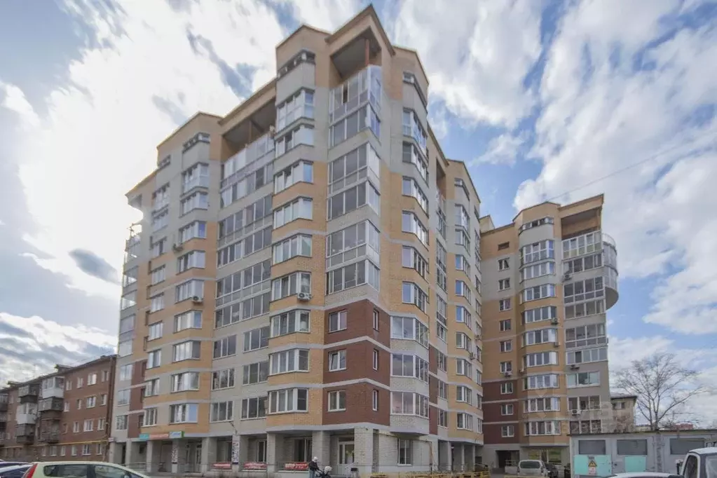 3-к кв. Свердловская область, Екатеринбург ул. Садовая, 7 (72.6 м) - Фото 1