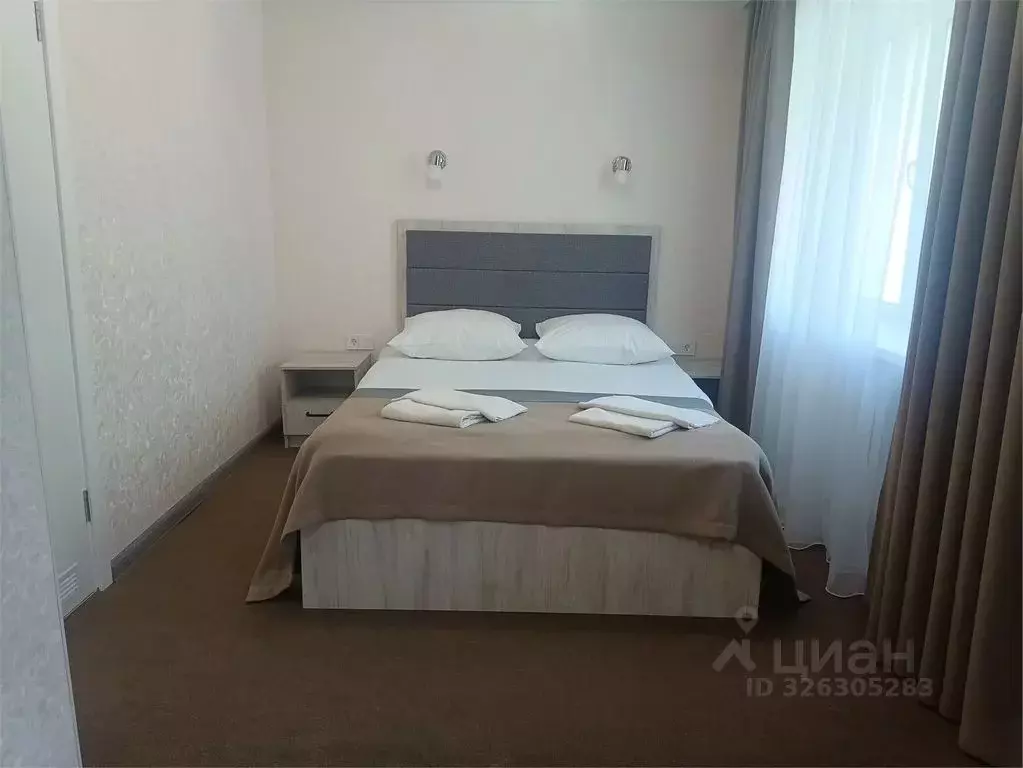 Комната Псковская область, Псков Пароменская ул., 4 - Фото 1