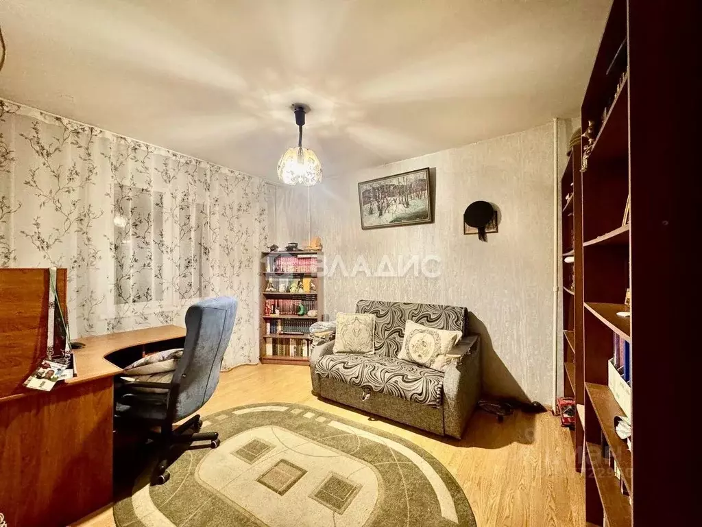 3-к кв. Белгородская область, Белгород ул. Щорса, 45а (70.3 м) - Фото 1