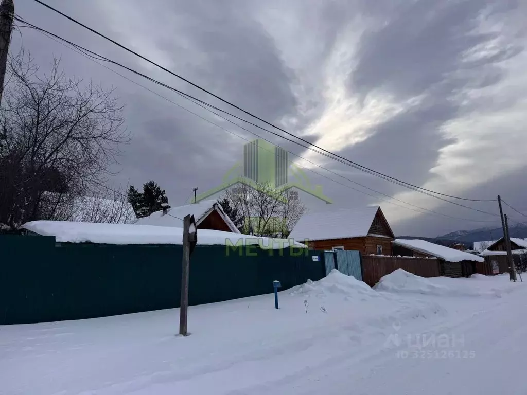 Дом в Бурятия, Баргузинский район, с. Максимиха Баргузинская ул., 1 ... - Фото 1