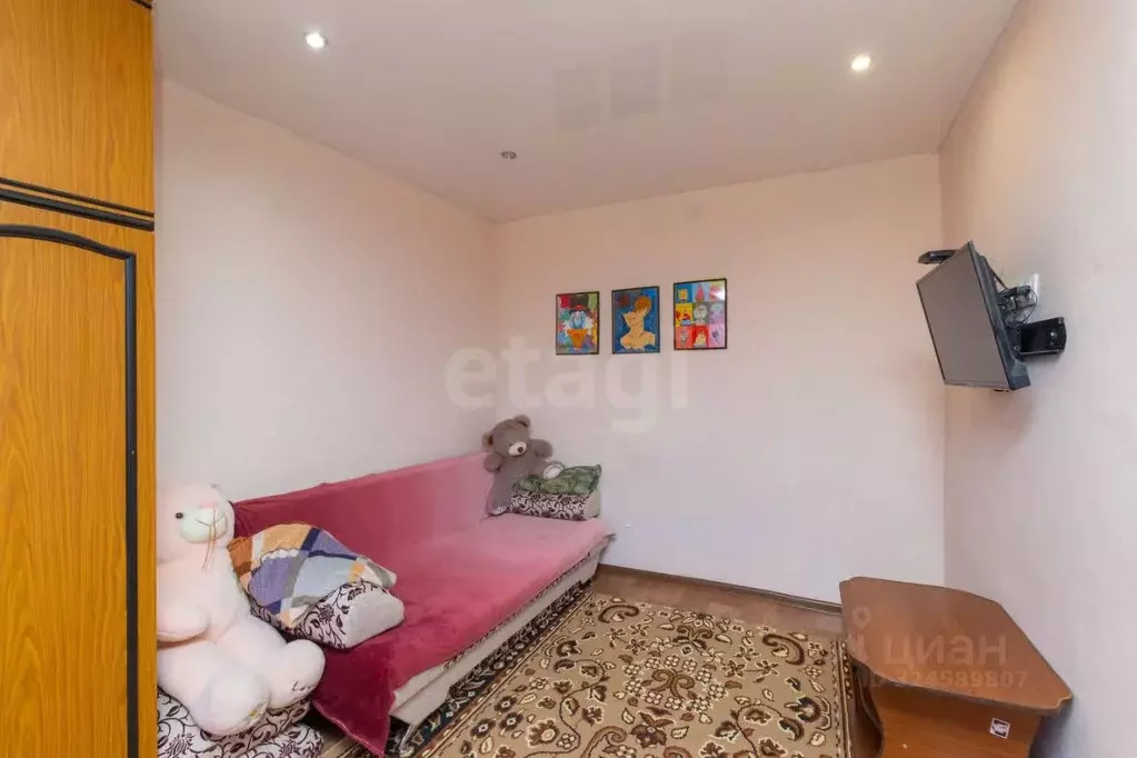 Студия Тюменская область, Тюмень Тарманы мкр, ул. Малышева, 24 (24.3 ... - Фото 1