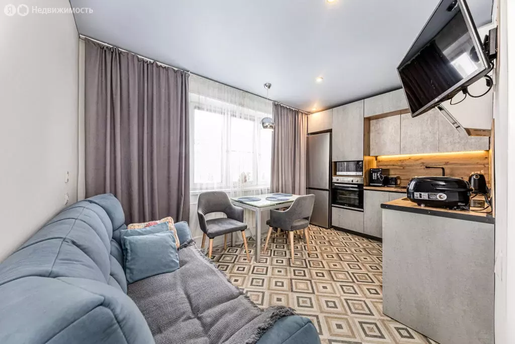 2-комнатная квартира: Челябинск, улица Академика Макеева, 17 (63.5 м) - Фото 0