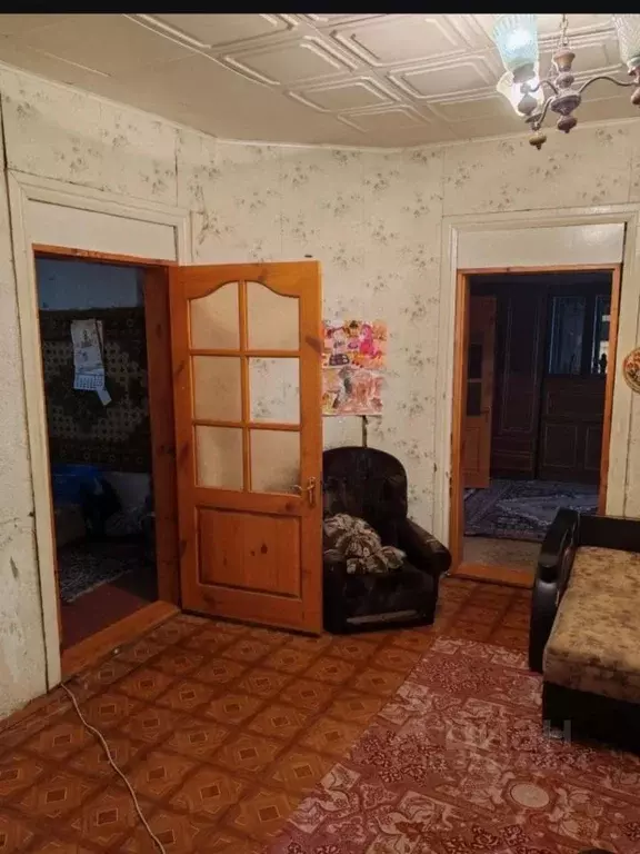 Дом в Воронежская область, Лискинский район, Среднеикорецкое с/пос, с. ... - Фото 1