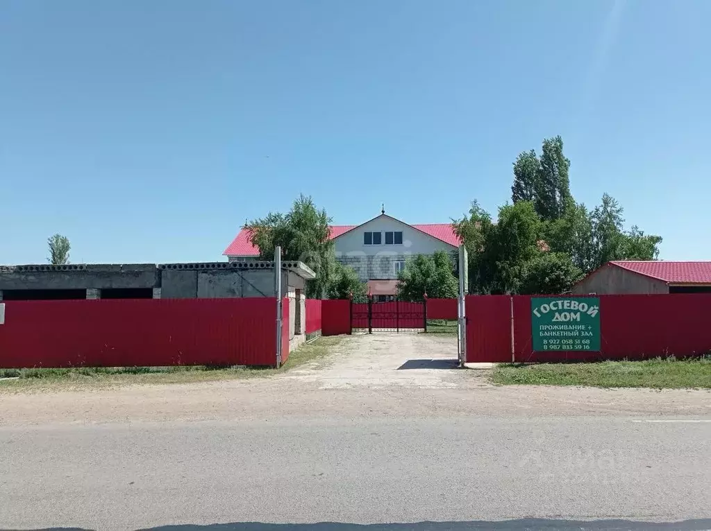 Дом в Саратовская область, Ровенский район, с. Тарлыковка Рабочая ул., ... - Фото 1