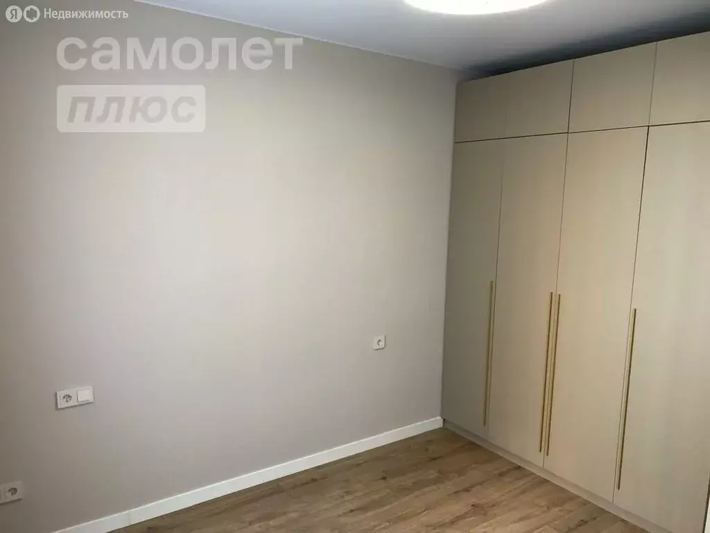 3-комнатная квартира: Москва, улица Юлиана Семёнова, 8к2 (74.2 м) - Фото 1