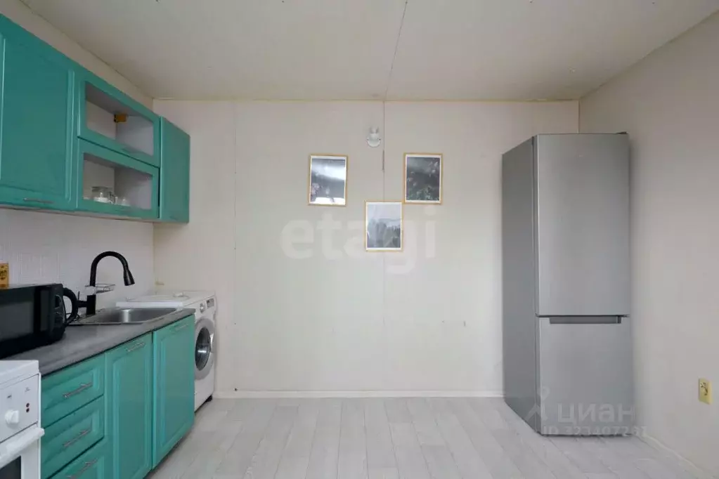 3-к кв. Саха (Якутия), Якутск Борисовка-1 мкр, 6 (39.1 м) - Фото 1