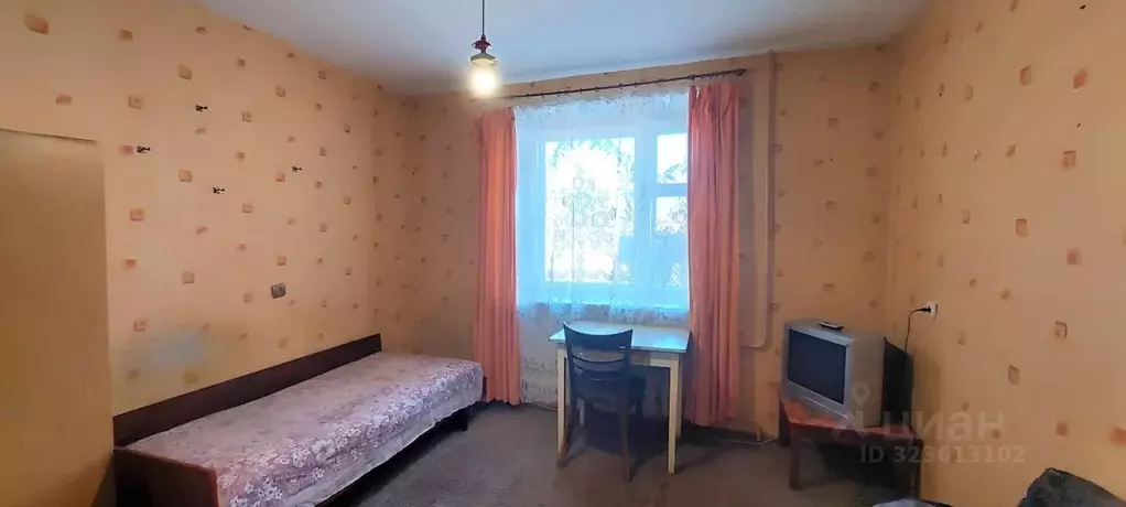 Комната Тверская область, Тверь ул. Орджоникидзе, 49к6 (11.3 м) - Фото 1