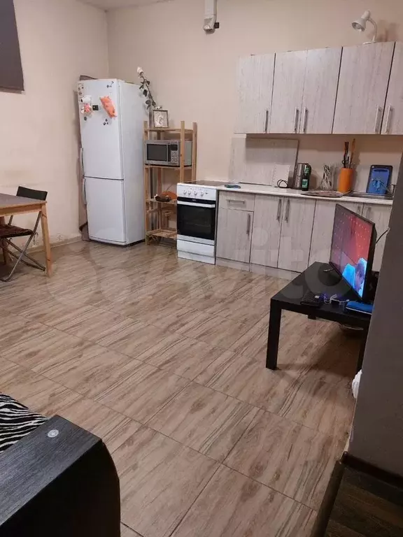1-к. квартира, 43 м, 1/3 эт. - Фото 1