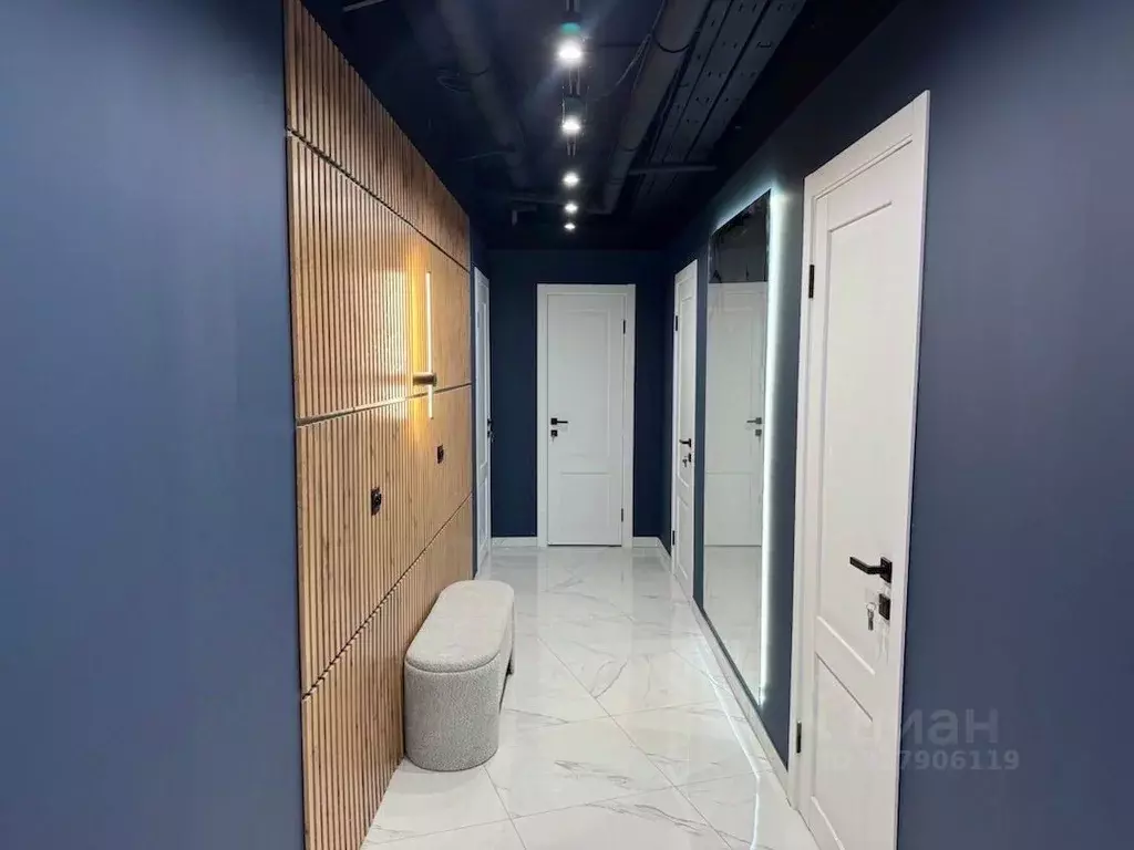 Помещение свободного назначения в Москва пер. Гусятников, 3/1С1 (188 ... - Фото 1